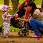 Unterwegs mit Kindern? Diese Sachen sollten Sie immer dabeihaben