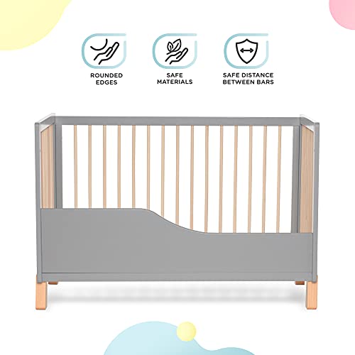 Babybett aus Holz Gitterbett skandinavisches Design Weiß 120 x 60 cm 3 Stufen Höhenverstellbar Kinderkraft Kinderbett LUNKY 