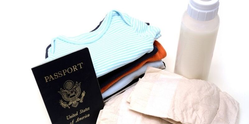 39 unverzichtbare Reiseutensilien für Babys