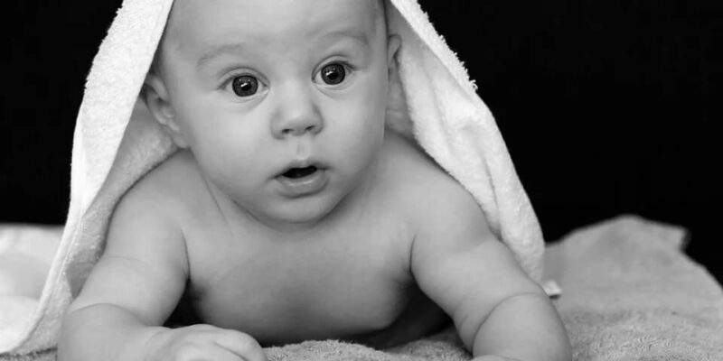 Neugeborene – Hygiene und Körperpflege fürs Baby