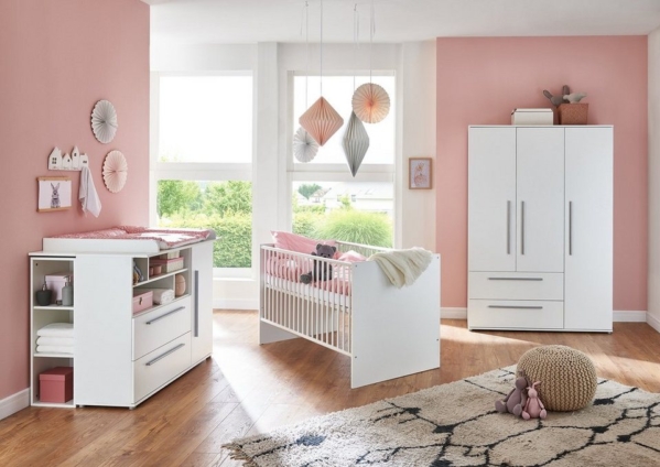 arthur berndt Babyzimmer-Komplettset »Romy«, (Set, 4-St), Made in Germany; mit Kinderbett, Regal, Schrank und Wickelkommode