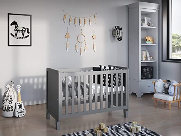 Babybett Grau Gitterbett 120x60cm mit Aloe Vera Schaumstoffmatratze + Hölzerne Sicherheitsbarriere