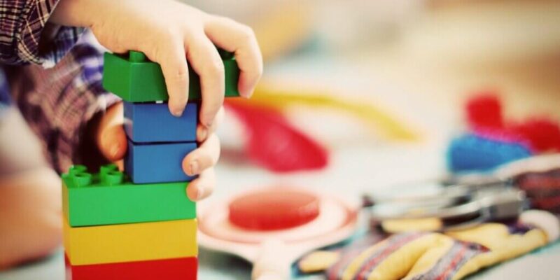 Besonderes Spielzeug für Kinder – der Pikler Bogen