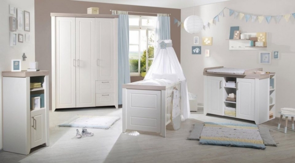 roba® Babyzimmer-Komplettset »Felicia«, (Set, 3-St), mit Kinderbett, Schrank und Wickelkommode